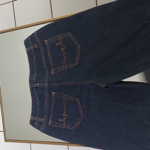 ST JOHN'S BAY - Picture 6 of 13